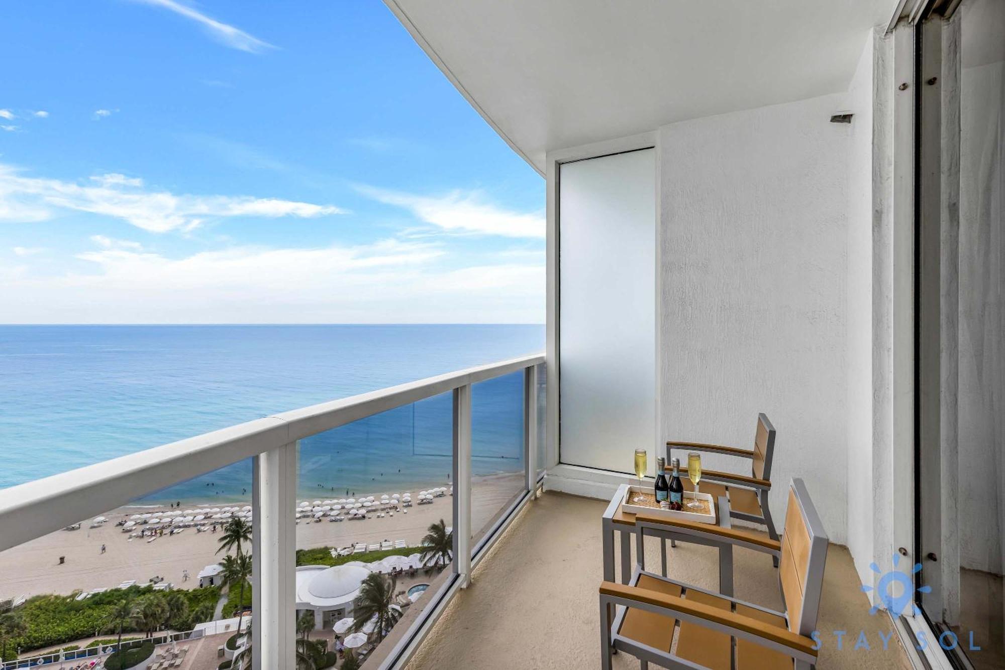 Deluxe Studio Ocean View Premium Amenities Villa Sunny Isles Beach Exterior photo