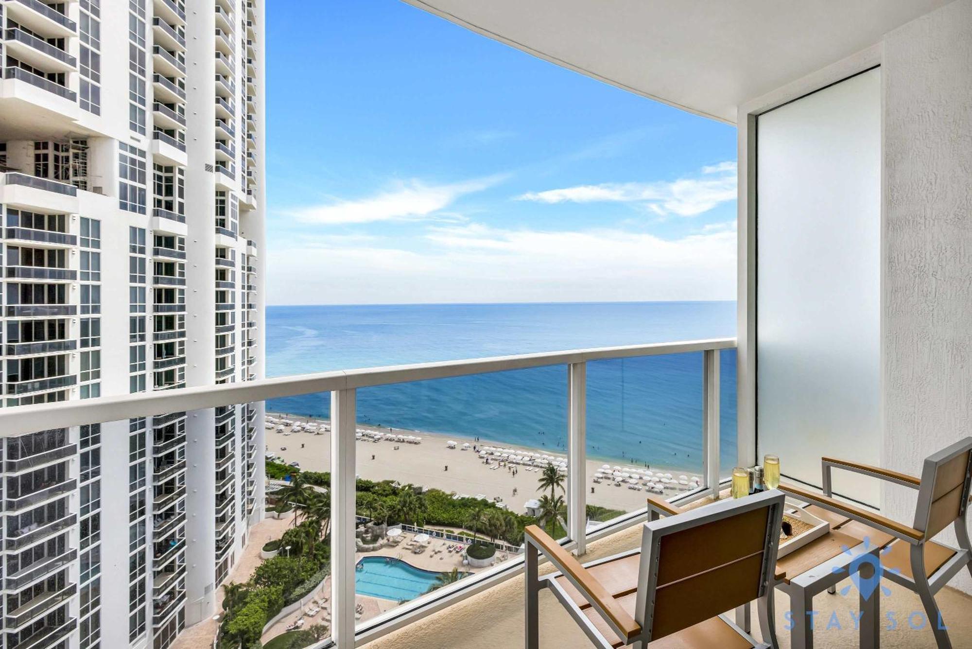 Deluxe Studio Ocean View Premium Amenities Villa Sunny Isles Beach Exterior photo